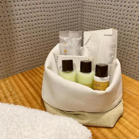 Altrelli Oda ve Kahvaltı 4*