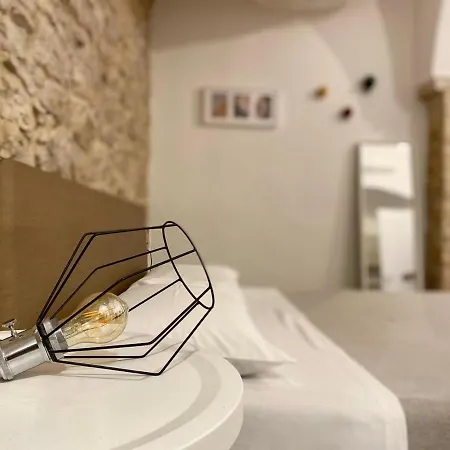 Oda ve Kahvaltı Altrelli 4*