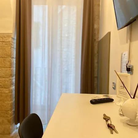 Oda ve Kahvaltı Altrelli