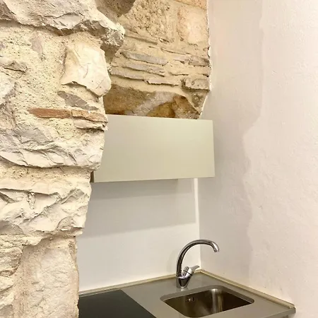 Oda ve Kahvaltı Altrelli 4*